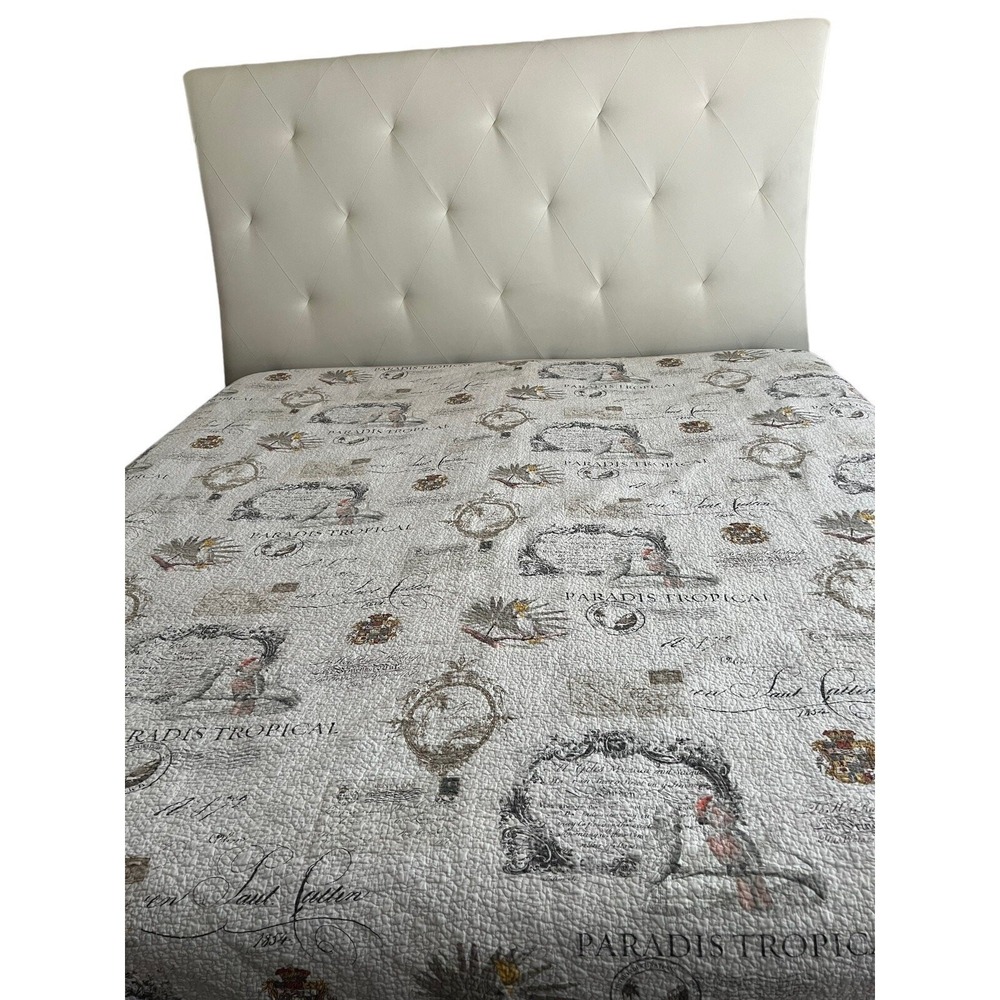 Paradis Tropical Reversible Quilt Botanical Parrot Postcard Print Cream Multi